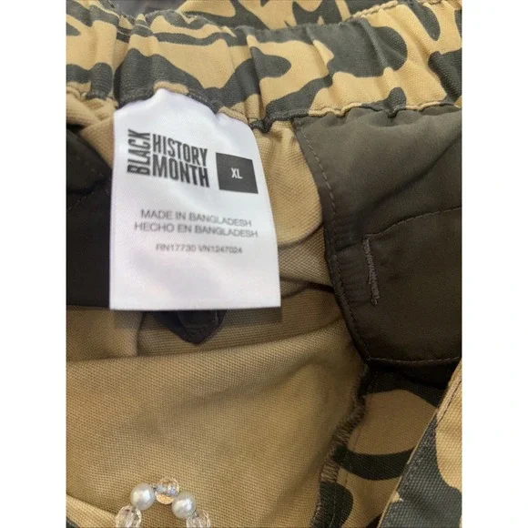 Black History Month Adult Mid-Rise Straight Leg Cargo Pants - Dark Green Size XL - Picture 4 of 6